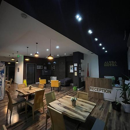 Hotel Alysa Korce Ngoại thất bức ảnh