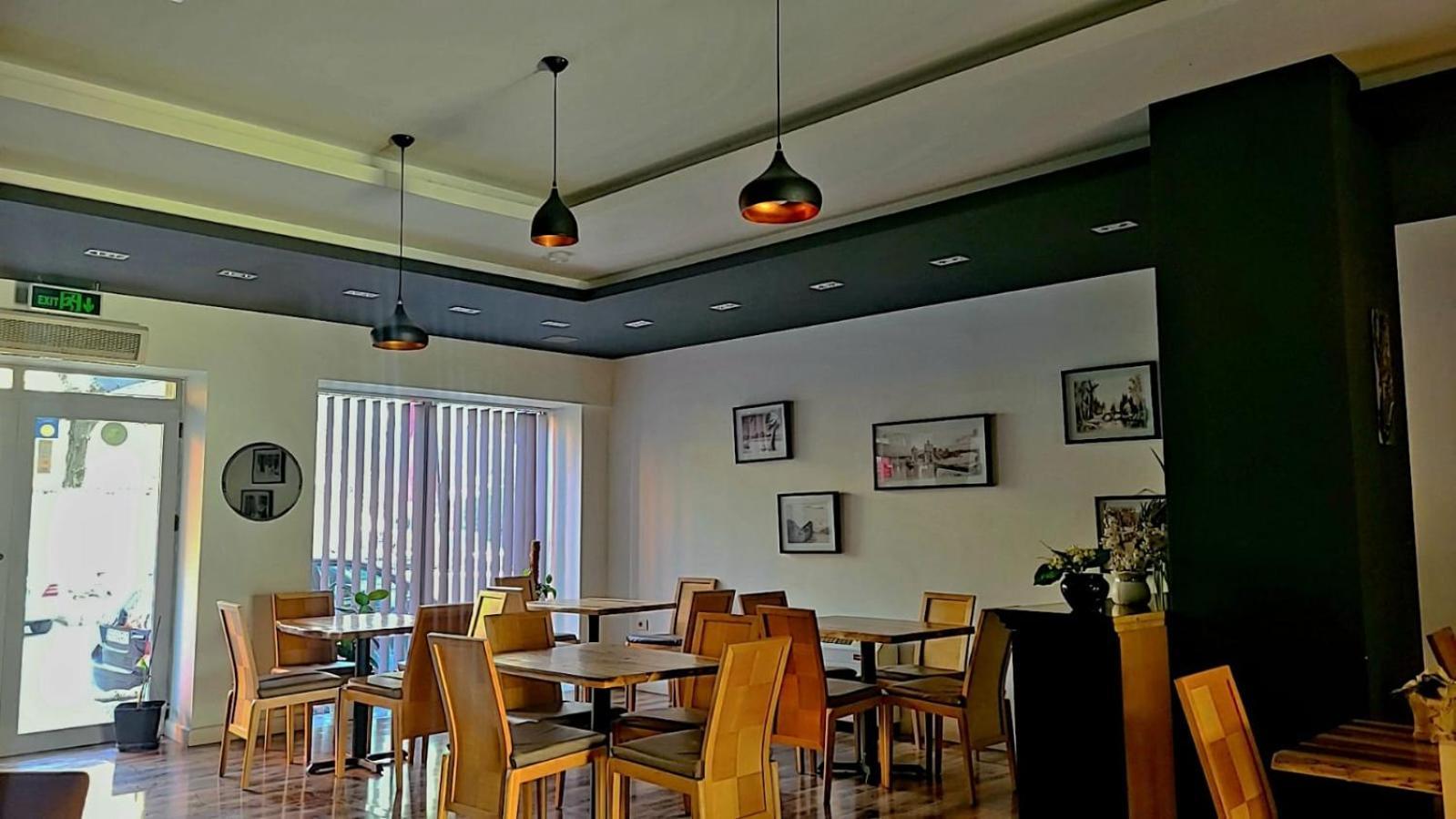 Hotel Alysa Korce Ngoại thất bức ảnh